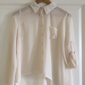 Long-Sleeve High-Low Cut Button Blouse